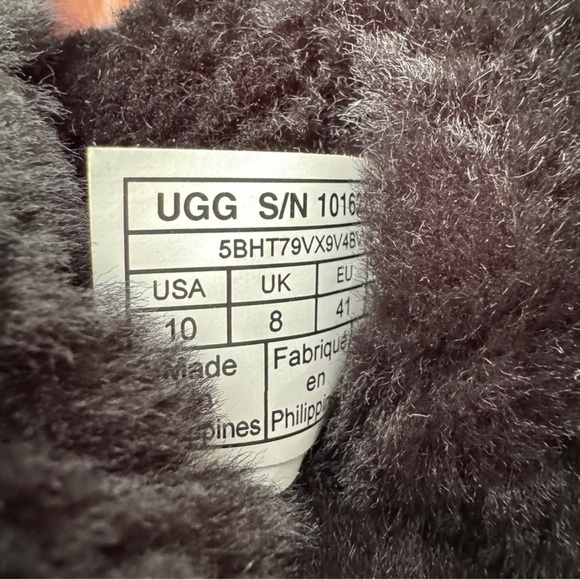 UGG Boots Bailey Button ll Black Size 10 - Picture 5 of 5